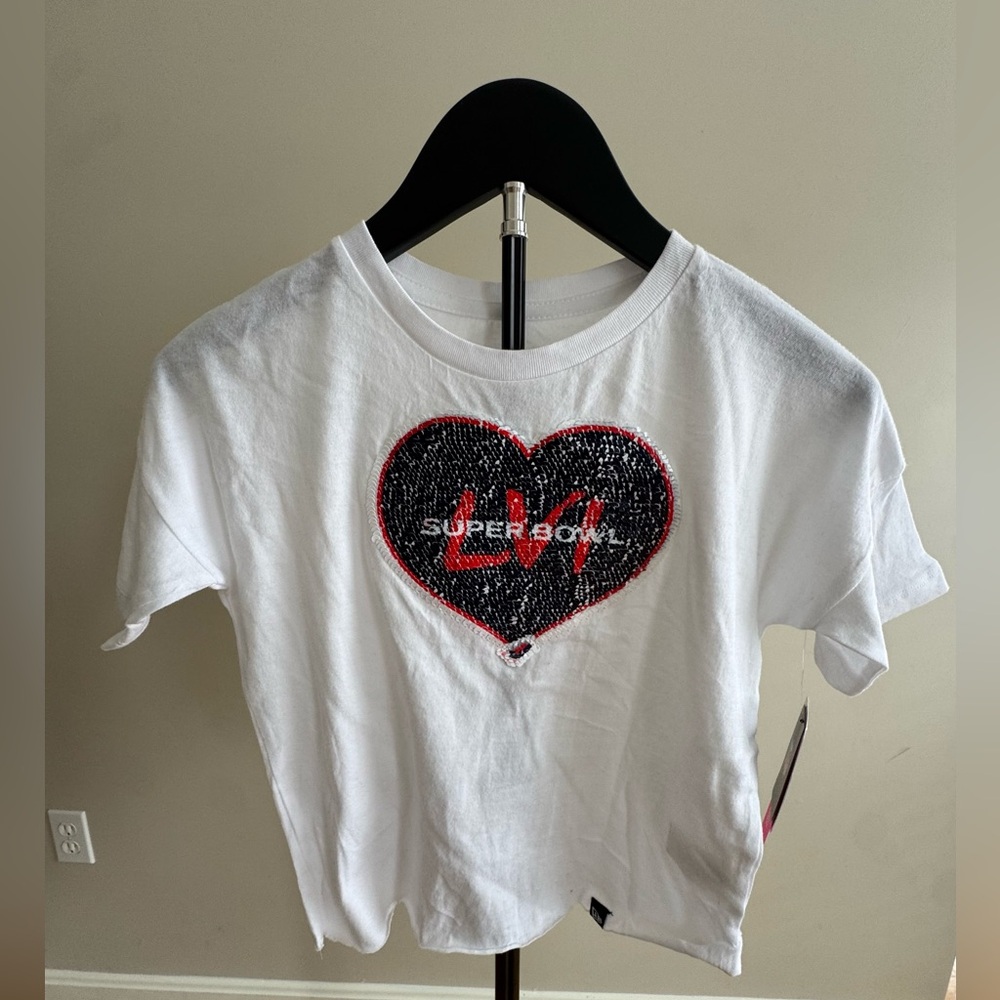NFL Super Bowl LVI 100% Cotton White Tee Reversible Sequin Heart Girls Size 7/8